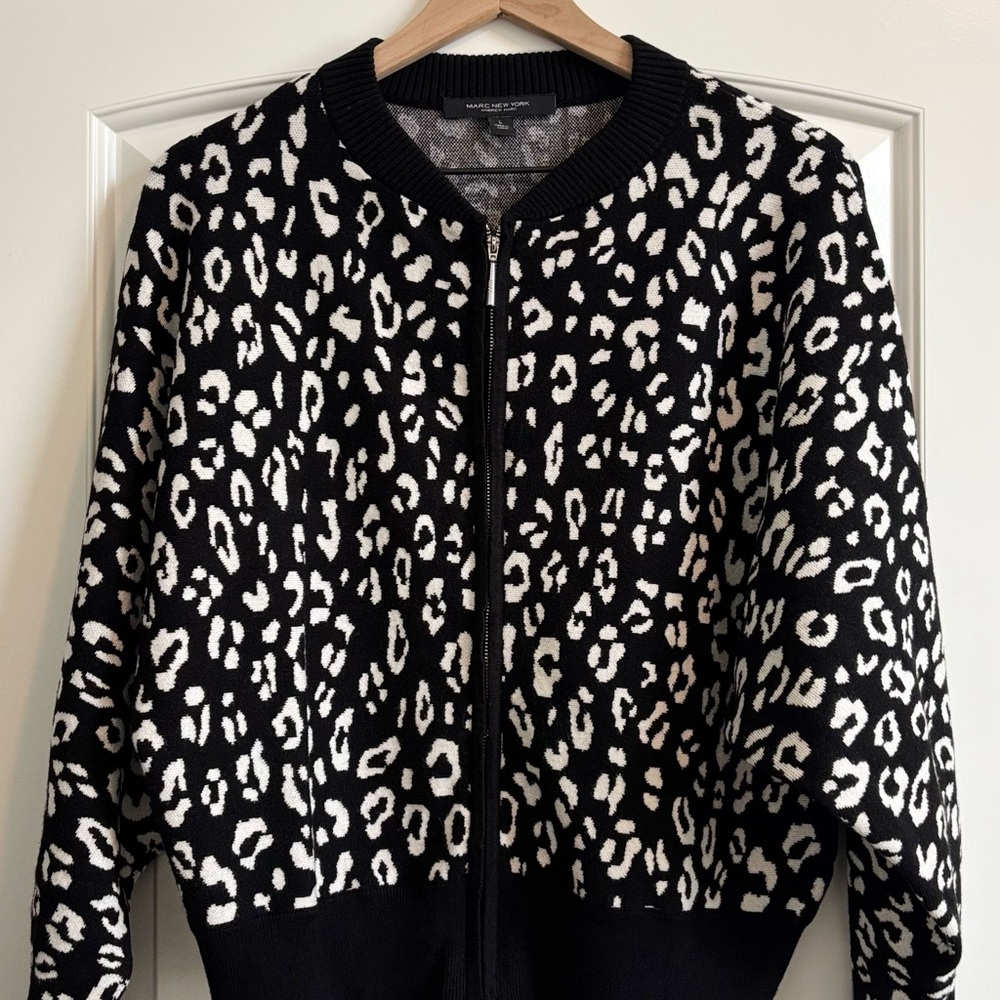 EUC Marc New York Black and White Leopard Print Sweater - L